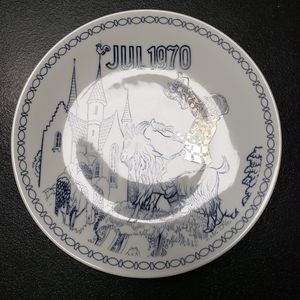 Vintage Danmark Decorative Plate